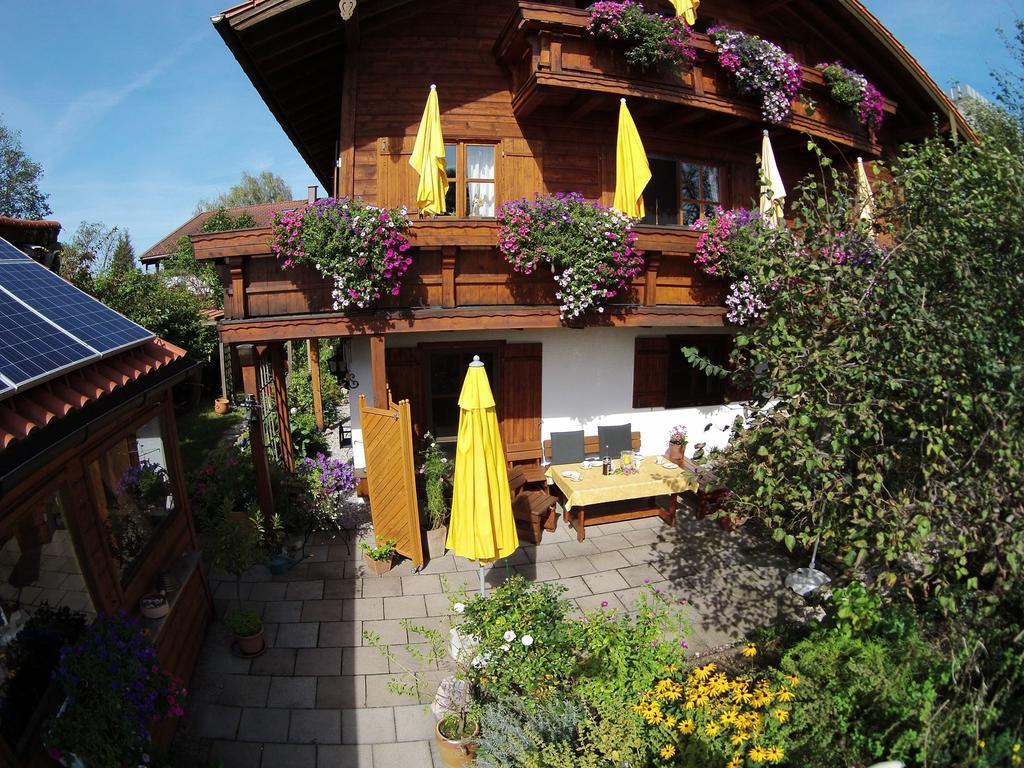Chiemsee-Ferienwohnungen Traunstein Pokój zdjęcie